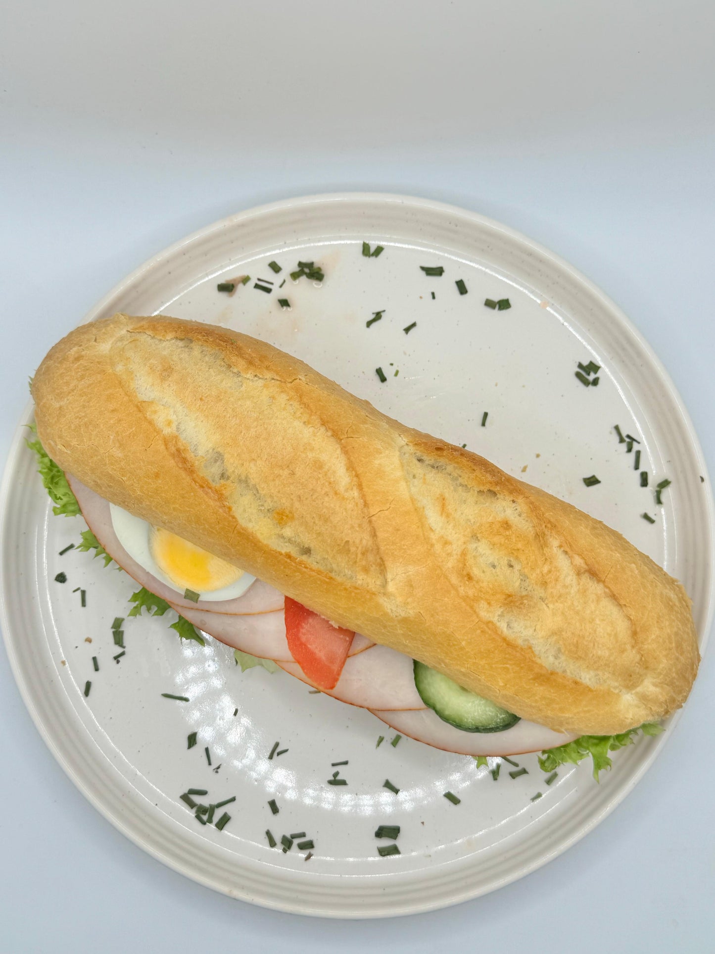 Belegtes Baguette mit Pute
